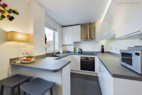 2 bedroom terraced house for sale, Brookmoore Court, Newton, CH2