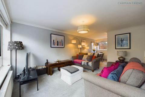 2 Brookmoore Court, Chester, CH2 2BQ