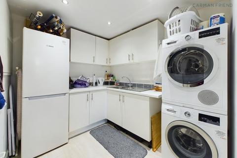 2 Brookmoore Court, Chester, CH2 2BQ