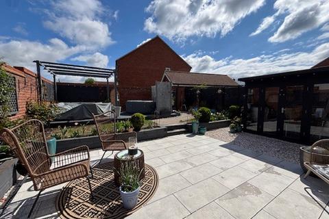 4 bedroom detached house for sale, Waring Crescent, Aston Clinton, Aylesbury, Buckinghamshire