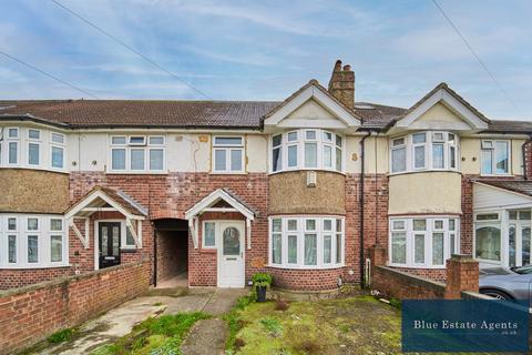 3 bedroom terraced house for sale, Berkeley Avenue, Hounslow, TW4