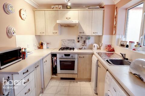 2 bedroom semi-detached house for sale, Catherine Close, Newport