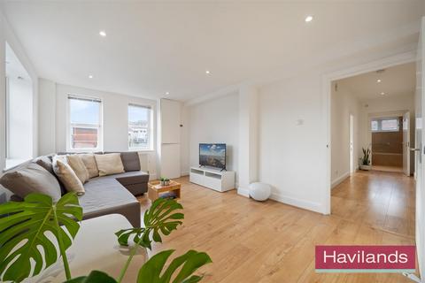 2 bedroom flat for sale, Park Road, London