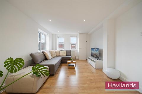 2 bedroom flat for sale, Park Road, London