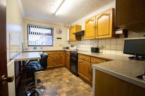 2 bedroom semi-detached bungalow for sale, Woodend Road, King's Lynn, PE31