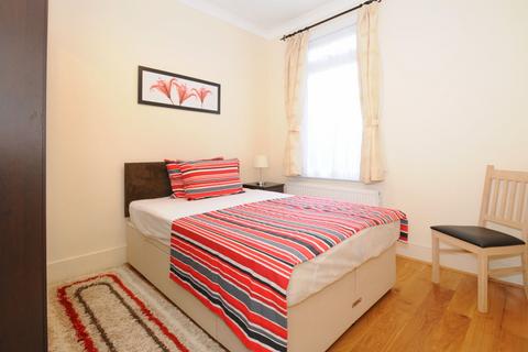 4 bedroom house to rent, Palace Road Bounds Green N11