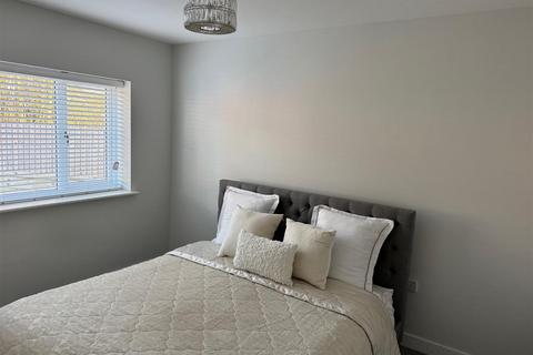 1 Astons Fold, Brierley Hill, DY5 2QR