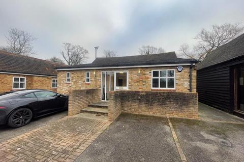 Office to rent, Chelmsford