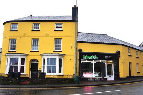 2 bedroom apartment to rent, Prospect House, 1 New Road, Llandeilo