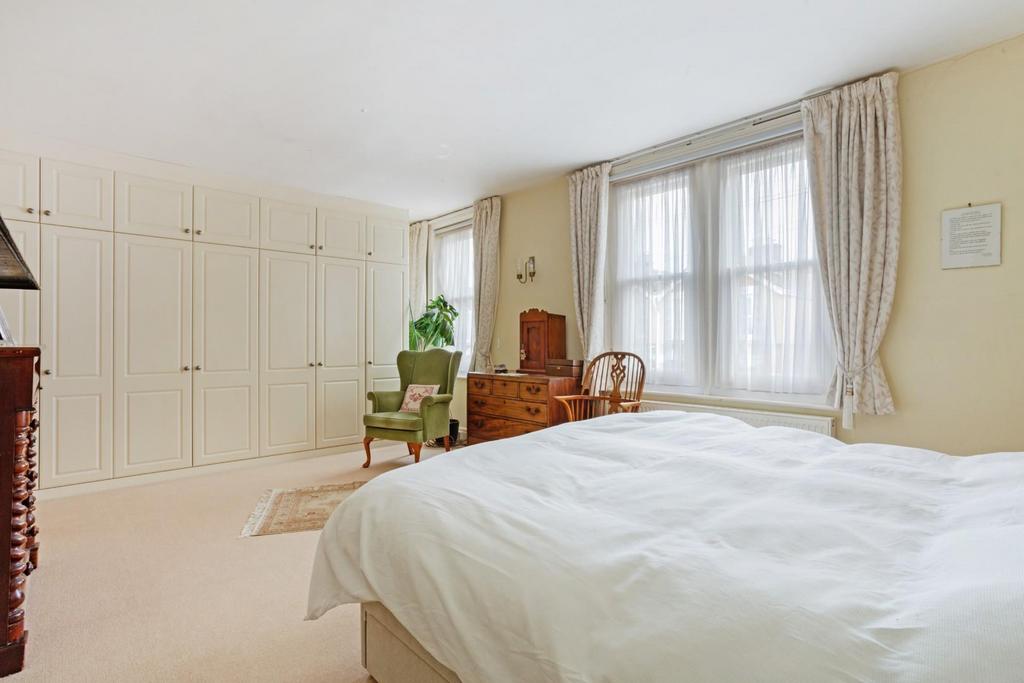 83691 12 Victoria Road (19).jpg