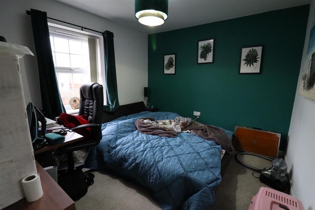 Double Bedroom 1