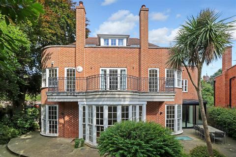 6 bedroom detached house for sale, Netherhall Gardens, London