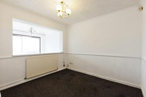 43 Grebe Close, Abbeydale, Gloucester, GL4 4XL