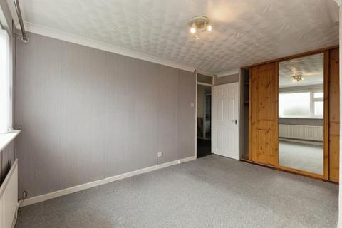 43 Grebe Close, Abbeydale, Gloucester, GL4 4XL