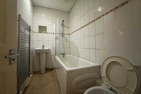 1 bedroom flat for sale, 15A Nelson Road, Twickenham, Middlesex, TW2 7AR