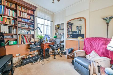 4 bedroom end of terrace house for sale, Cadiz Street, Walworth, London, SE17