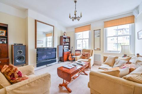 4 bedroom end of terrace house for sale, Cadiz Street, Walworth, London, SE17