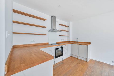 1 bedroom flat for sale, Metro Central Heights, Elephant and Castle, London, SE1