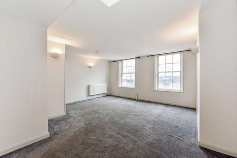 1 bedroom maisonette to rent, Cooper Street, Chichester, West Sussex, PO19