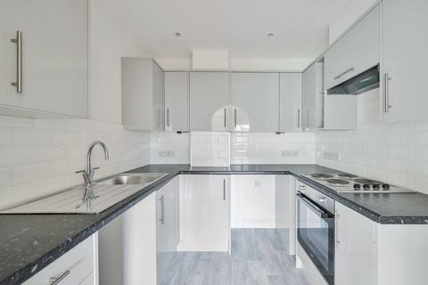 1 bedroom flat for sale, Bromley Road, Catford, London, SE6