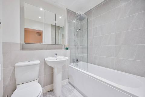 1 bedroom flat for sale, Bromley Road, Catford, London, SE6