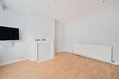 1 bedroom flat for sale, Connell Crescent, Ealing, London, W5