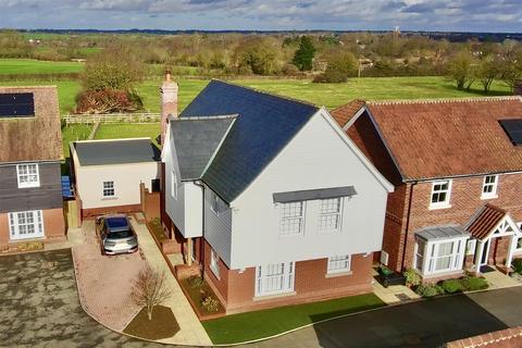 4 bedroom detached house for sale, Maple Close, Writtle, Chelmsford