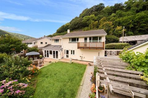 Lower Meadows House Penally Hill, Boscastle, PL35 0HF