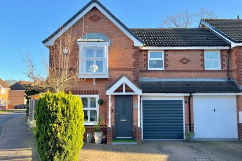 3 bedroom end of terrace house for sale