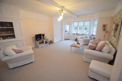 3 bedroom apartment for sale, Blackwater Road, Eastbourne BN20