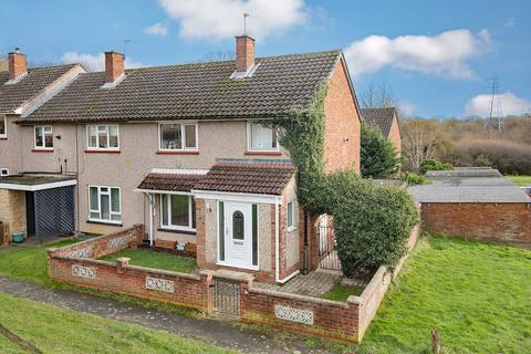 24 Bridgeford Place, Corby, NN18 0HE
