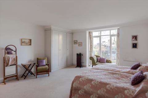 3 bedroom flat for sale, Marlborough Hill, St John's Wood NW8