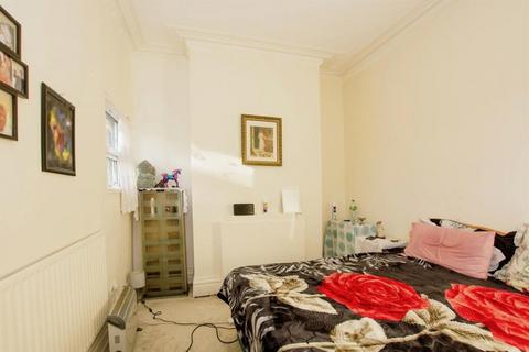 4 bedroom end of terrace house for sale, Regent Road, Handsworth, Birmingham, B21