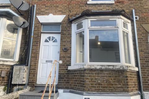 1 bedroom terraced house for sale, Charlton Street, Maidstone