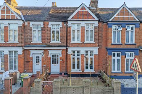 3 bedroom terraced house for sale, James Lane, London E11