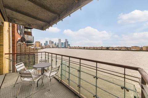 Phoenix Wharf, Narrow Street, London, E14