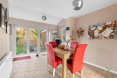 7 School Lane, Badsey, Evesham, WR11 7ES