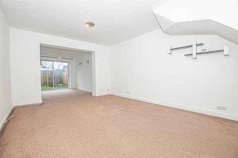51 Chaffinch Drive, Uttoxeter, ST14 8UE