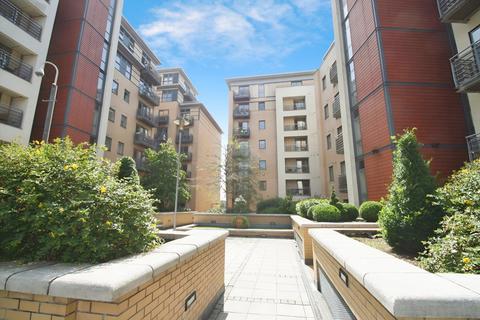 1 bedroom flat to rent, Balmoral Place, Brewery Wharf, Leeds, UK, LS10