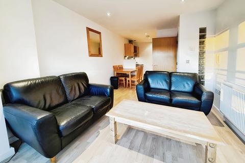 1 bedroom flat to rent, Balmoral Place, Brewery Wharf, Leeds, UK, LS10