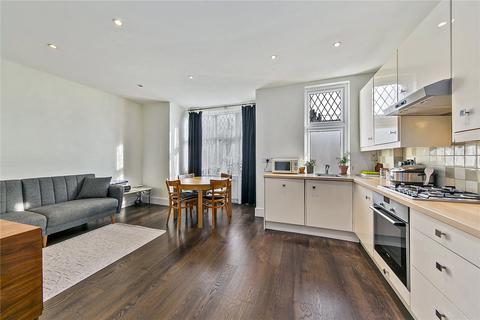 41 Church Avenue, London, SW14 8NW