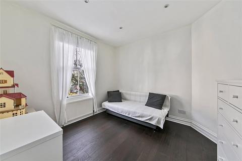 41 Church Avenue, London, SW14 8NW