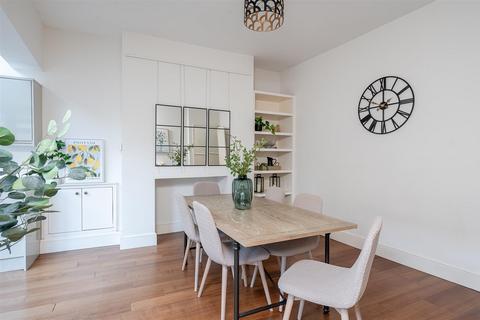 25 Sandringham Street, York, YO10 4BA