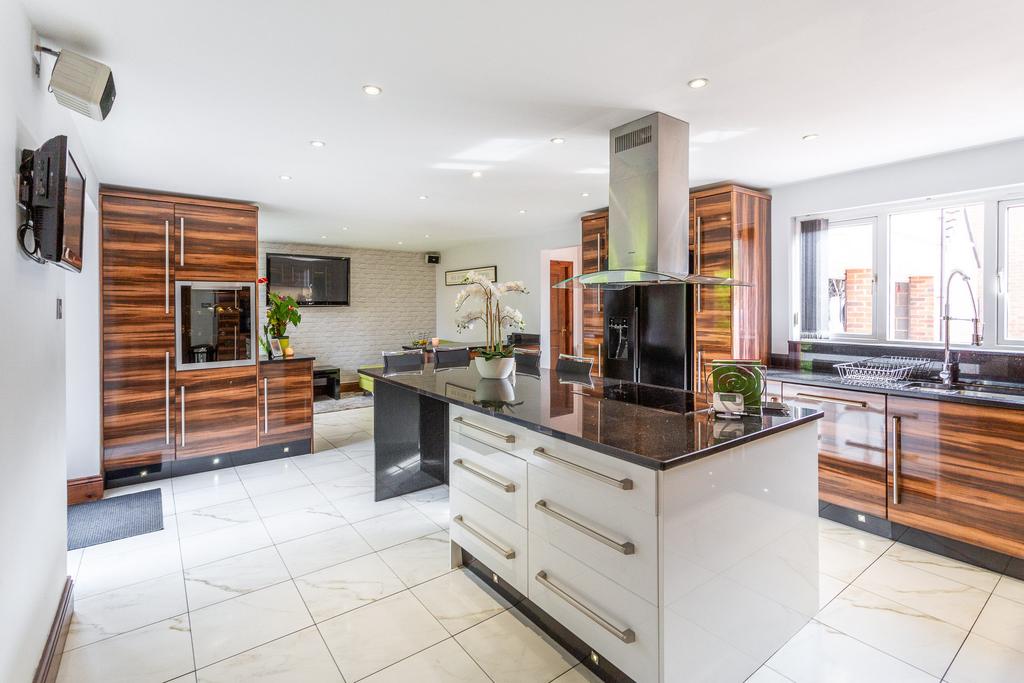 Kitchen c