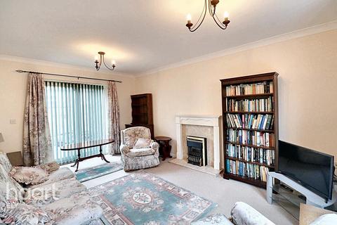 79 Brooke Grove, Ely, CB6 3WT