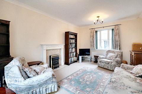 79 Brooke Grove, Ely, CB6 3WT