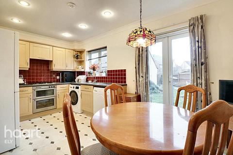 79 Brooke Grove, Ely, CB6 3WT
