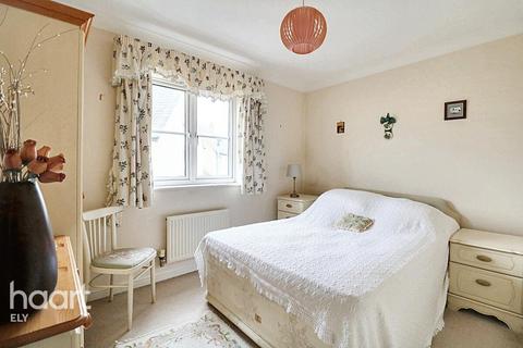 79 Brooke Grove, Ely, CB6 3WT