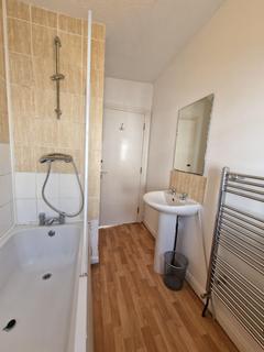 5 bedroom end of terrace house to rent, Upper Lewes Road, BRIGHTON BN2