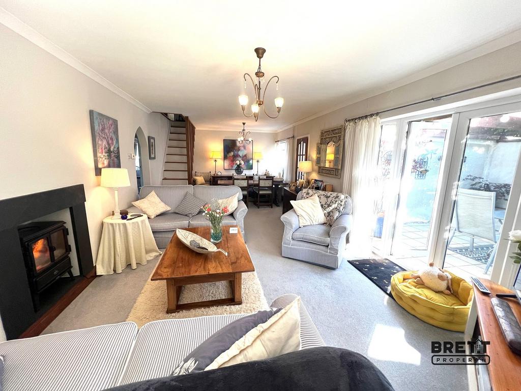 Living/Dining Room